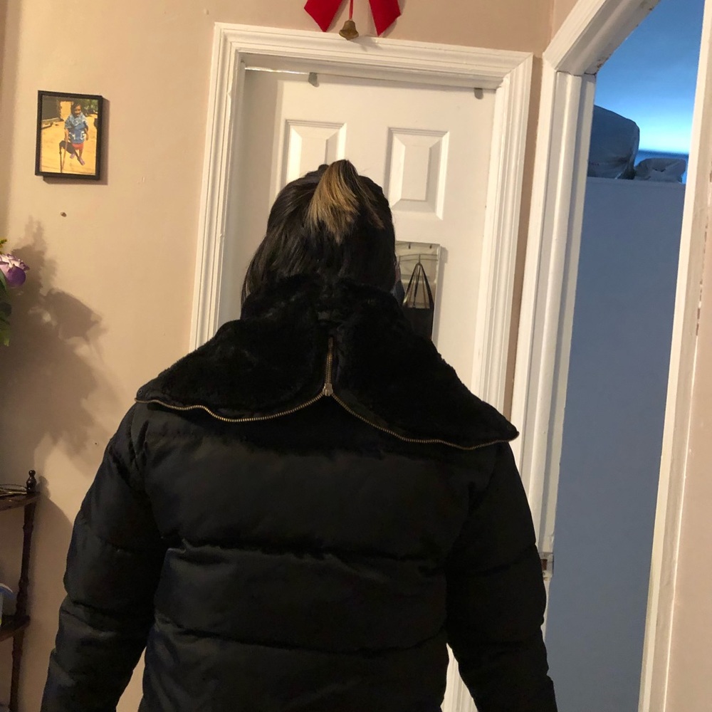Black north face jacket